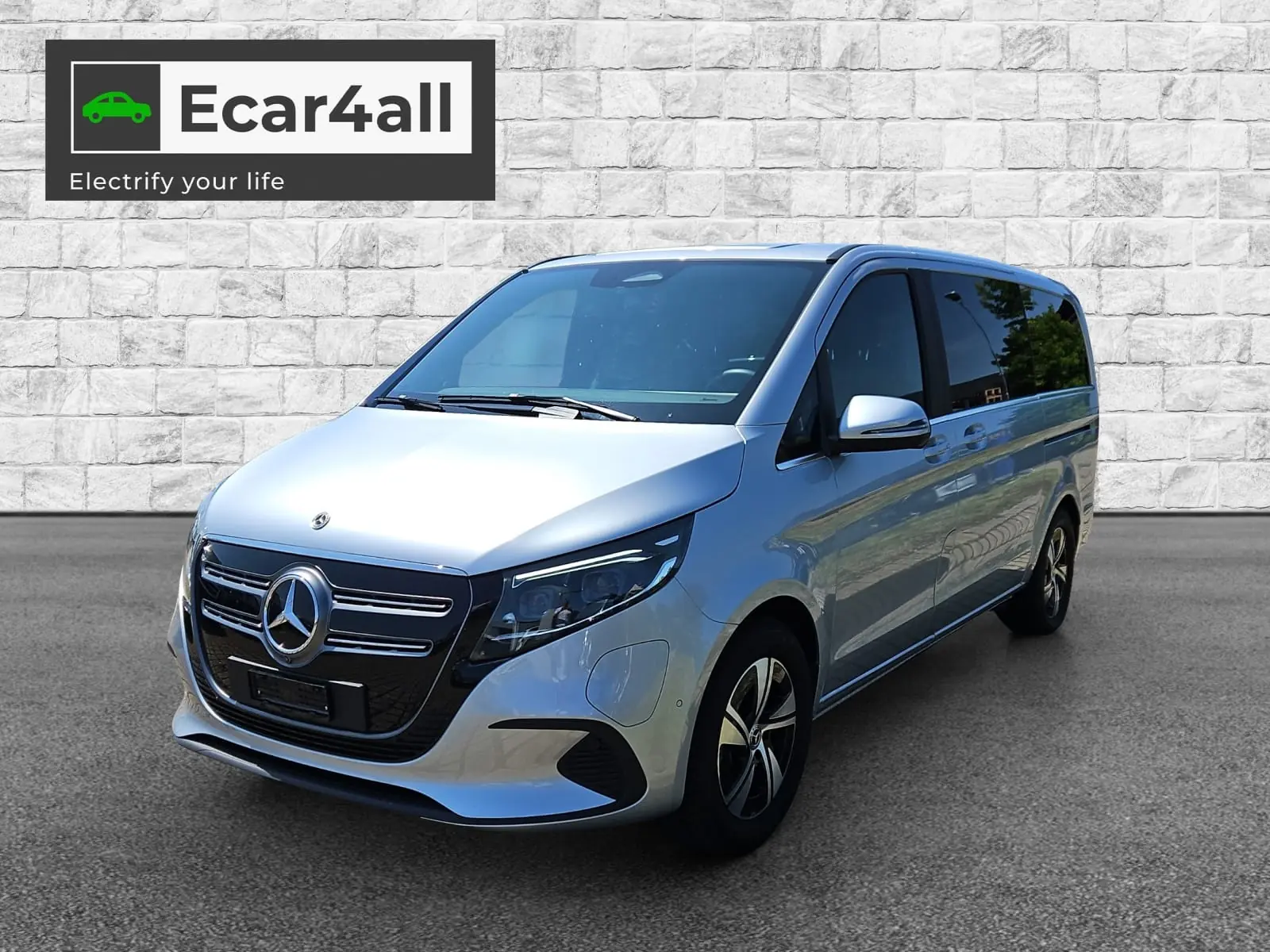 Mercedes-Benz EQV 300 Long — Monospace électrique premium, 16'000 km seulement