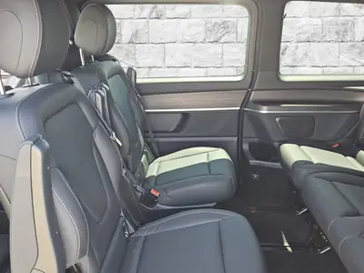 Mercedes-Benz EQV 300 Long — Monospace électrique premium, 16'000 km seulement — Thumbnail 13