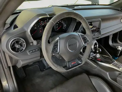 Chevrolet Camaro 1 LE — Muscle car américain, 461 ch et peu de kilomètres — Heckansicht
