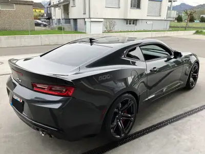 Chevrolet Camaro 1 LE — Muscle car américain, 461 ch et peu de kilomètres — Miniatur 14
