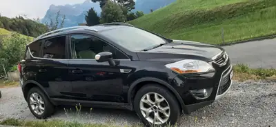 Ford Kuga 2012 — SUV robuste diesel, 5 places, sans sinistre — côté