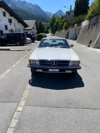 Mercedes-Benz SL 280 — Cabriolet de légende 1979, patrimoine automobile d'exception — Miniatur 8