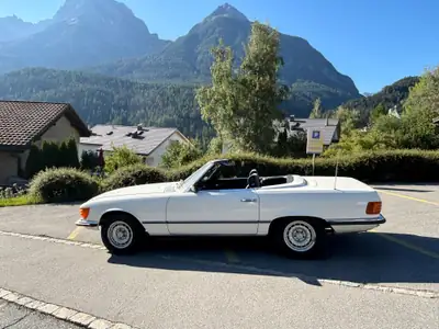 Mercedes-Benz SL 280 — Cabriolet de légende 1979, patrimoine automobile d'exception — Miniatur 14