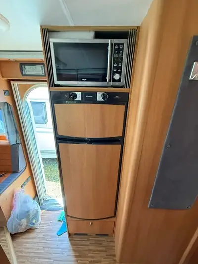 FIAT Ducato Dethleffs T6571 — Camping-car aménagé, révisionné et prêt à explorer — Miniatura 18