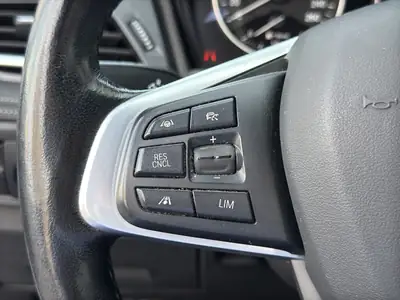 BMW 218 Gran Tourer xDrive M Sport — Monospace polyvalent, 8 pneus, entretien à jour — Miniature 24