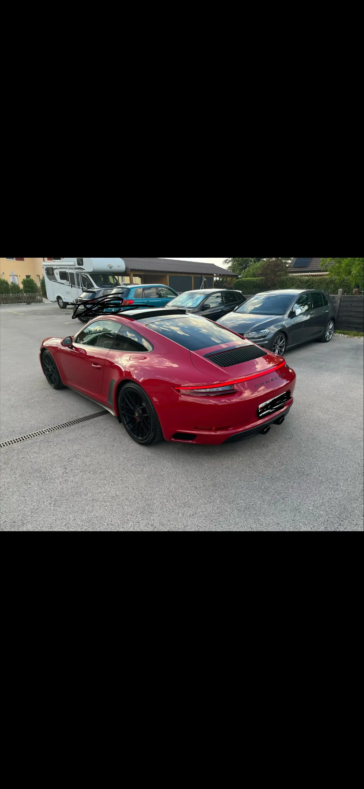 Porsche 911 Carrera 4 GTS — Coupé sportif allemand, 450 ch et seulement 35 500 km