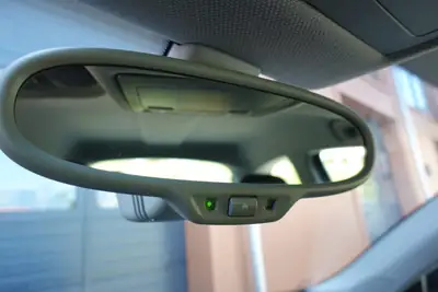 Audi A1 1.4 TFSI — Citadine dynamique, entretien réduit et équipements premium — Miniature 18