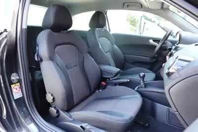 Audi A1 1.4 TFSI — Citadine dynamique, entretien réduit et équipements premium — Miniature 20