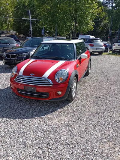 MINI Cooper Steptronic — Citadine agile et économe, 153 000 km — Außenansicht