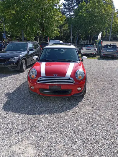 MINI Cooper Steptronic — Citadine agile et économe, 153 000 km — Heckansicht