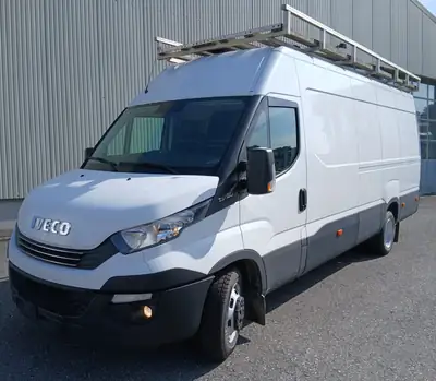 IVECO Daily 3.0 HPI 180 — Utilitaire polyvalent diesel, 152'000 km, transmission automatique — Außenansicht