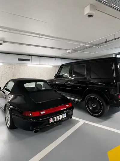 Mercedes-Benz G 63 AMG — Légende du tout-terrain, prestige et puissance extrême — fianco