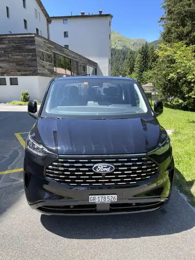 Ford Tourneo Custom 320 L1 — Monospace 8 places diesel, 41'000 km seulement — côté