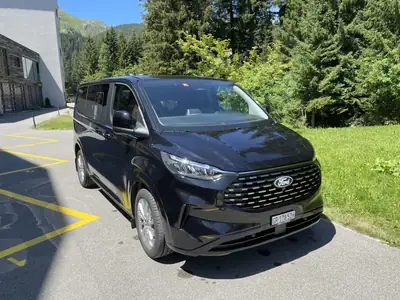 Ford Tourneo Custom 320 L1 — Monospace 8 places diesel, 41'000 km seulement — vue extérieure