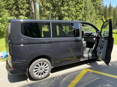 Ford Tourneo Custom 320 L1 — Monospace 8 places diesel, 41'000 km seulement — intérieur