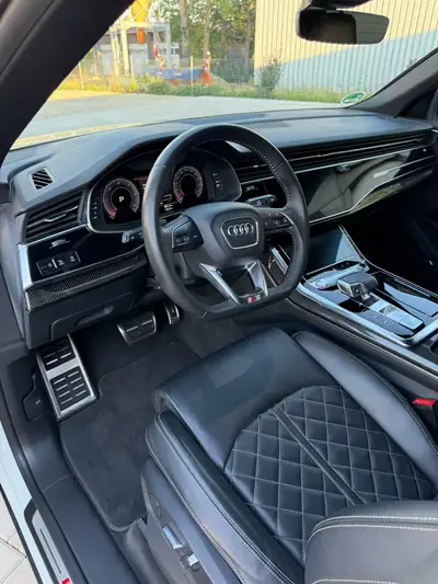 Audi SQ8 4.0 V8 TDI Quattro — SUV coupé haute performance, 169'000 km — détail