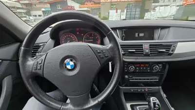 BMW X1 18d xDrive — SUV compact diesel performant, 129'000 km, sans accident — Miniatura 7