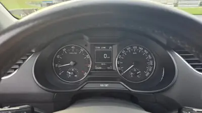 Skoda Octavia 1.8 TSI Elegance 4x4 — Break dynamique, transmission DSG, état impeccable — Thumbnail 14