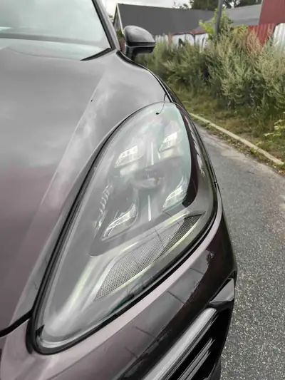 Porsche Cayenne 4.0 V8 GTS Coupé — 459 ch, design sportif, sans sinistre — Thumbnail 11