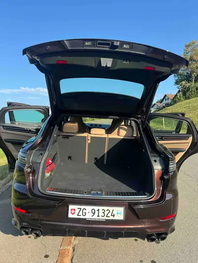 Porsche Cayenne 4.0 V8 GTS Coupé — 459 ch, design sportif, sans sinistre — Thumbnail 10