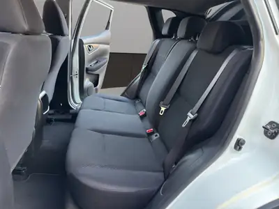 Nissan Qashqai 1.2 DIG-T Acenta — SUV compact fiable, sans accident, prêt à l'emploi — Miniature 13