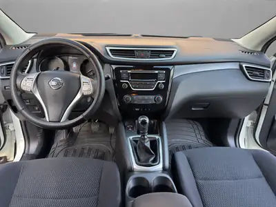 Nissan Qashqai 1.2 DIG-T Acenta — SUV compact fiable, sans accident, prêt à l'emploi — Miniature 14