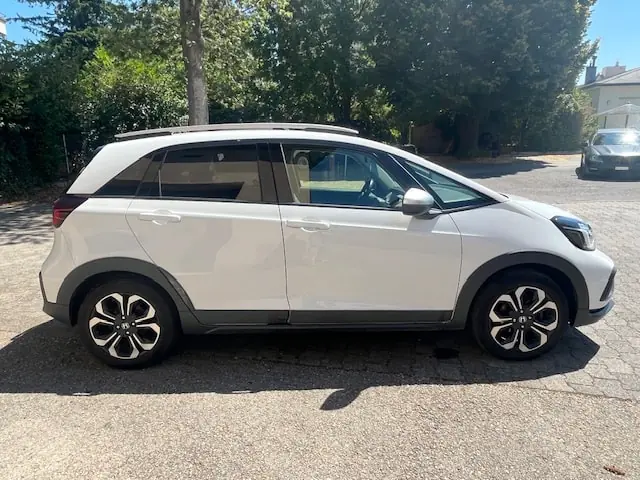 Honda Jazz Crosstar — Monospace urbain hybride, 57'460 km, design moderne
