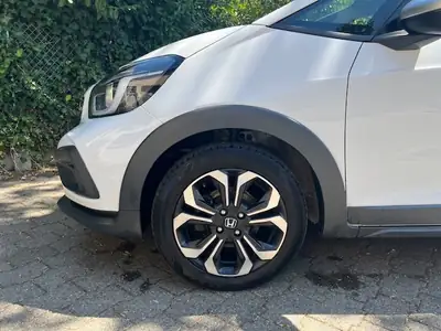 Honda Jazz Crosstar — Monospace urbain hybride, 57'460 km, design moderne — Miniature 9