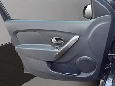 Dacia Sandero TCe 90 Stepway Automatic — Citadine robuste, équipée et économique — Miniature 12