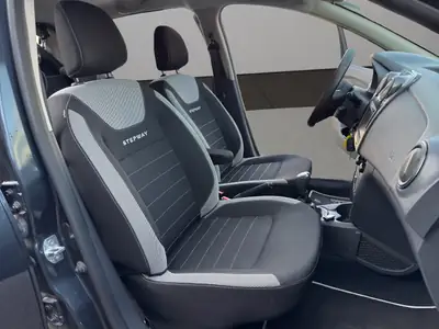 Dacia Sandero TCe 90 Stepway Automatic — Citadine robuste, équipée et économique — Miniature 17