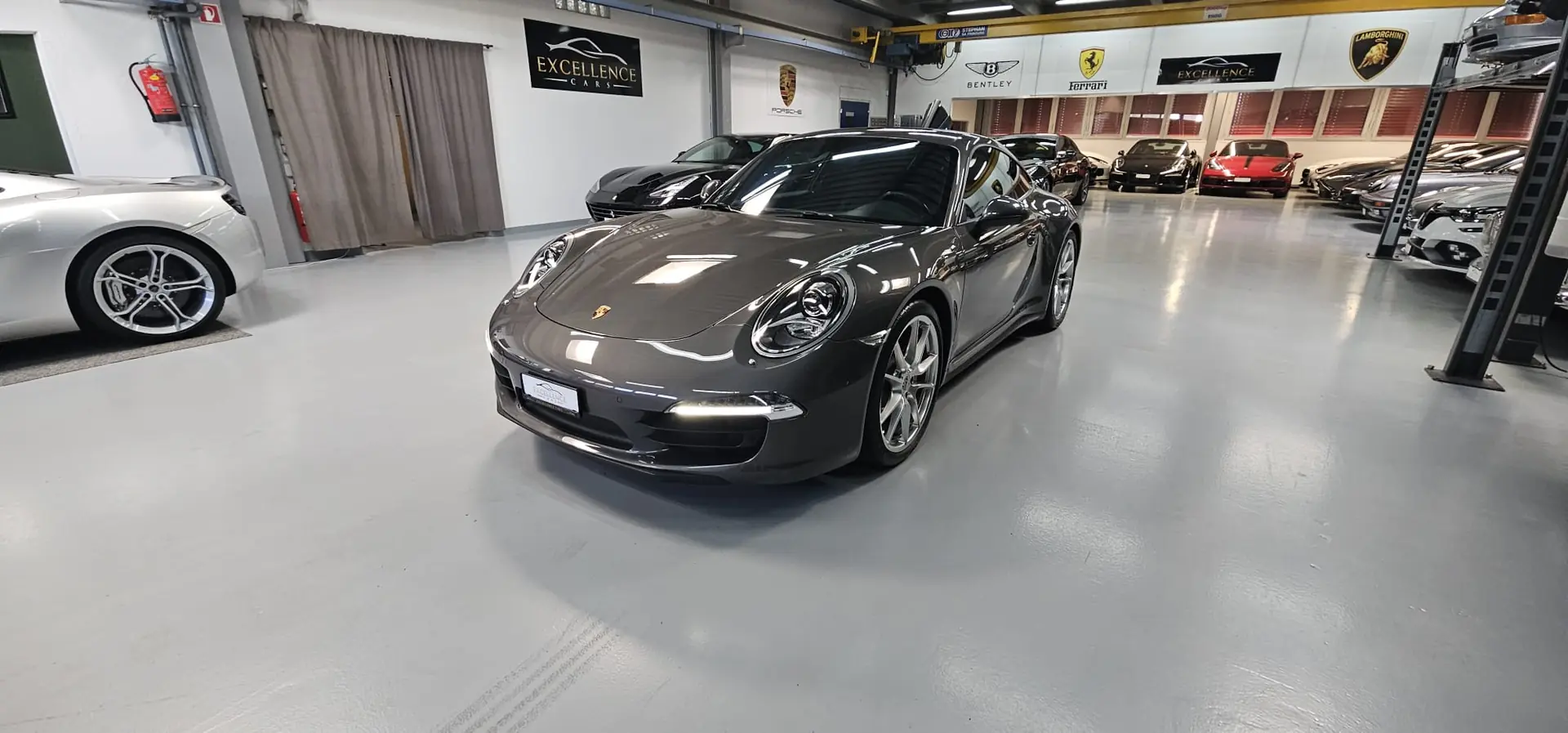 Porsche 911 Carrera 4S PDK 2012 — Coupé sportif allemand, 400 ch et transmission intégrale