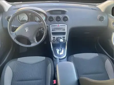 Peugeot 308 1.6 Turbo 156 SportPack — Berline dynamique, entretien impeccable et steuerketten neuves — dettaglio