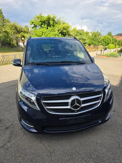 Mercedes-Benz V 250 d — Monospace 6 places, diesel efficace et bien équipé — side view