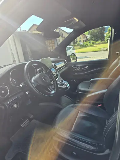 Mercedes-Benz V 250 d — Monospace 6 places, diesel efficace et bien équipé — Thumbnail 9