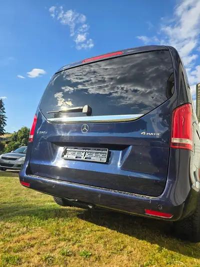 Mercedes-Benz V 250 d — Monospace 6 places, diesel efficace et bien équipé — Thumbnail 13
