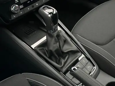 Skoda Scala 1.5 TSI Monte Carlo — Berline dynamique, garantie 5 ans et équipements premium — Miniature 22