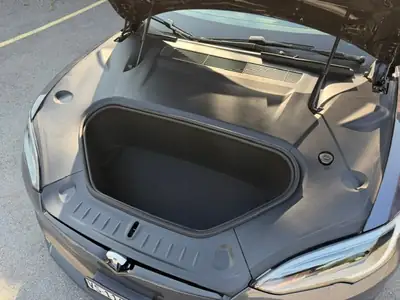 Tesla Model S Plaid 2022 — Berline électrique haute performance, 39'000 km seulement — Detail
