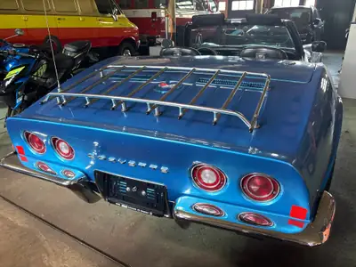 Chevrolet Corvette C3 Stingray 1970 — Légendaire cabriolet américain, 300 ch — interior