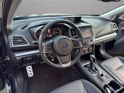Subaru Impreza 2.0 Luxury AWD — Berline polyvalente tout-terrain, entretien complet — Miniature 10