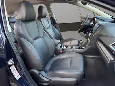 Subaru Impreza 2.0 Luxury AWD — Berline polyvalente tout-terrain, entretien complet — Miniature 17