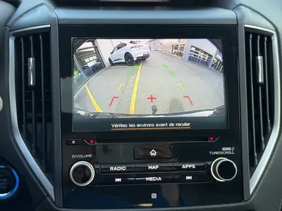 Subaru Impreza 2.0 Luxury AWD — Berline polyvalente tout-terrain, entretien complet — Miniature 30