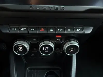 Dacia Duster Blue dCi 115 Extreme 4x4 — SUV robuste, 4 roues motrices, garantie jusqu'en 2027 — Miniature 10