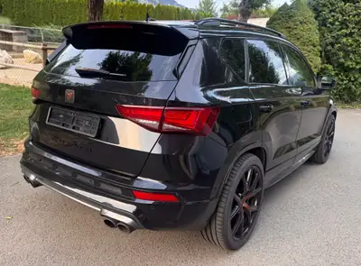 CUPRA Ateca 2.0 TSI 4Drive — SUV sportif 300 ch, équipement premium et suspensions affûtées — interni