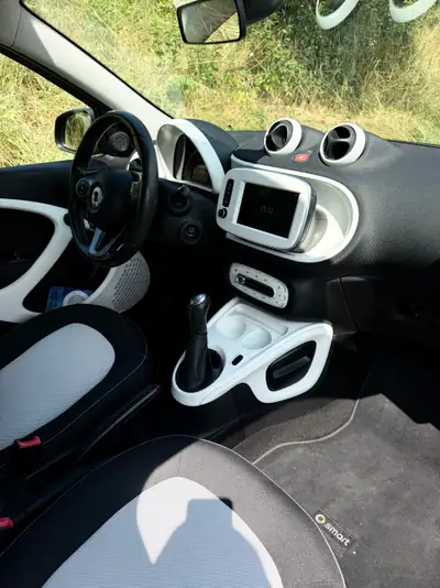 Smart ForFour 1.0 71 Passion — Citadine agile en excellent état, entretien à jour — Detail
