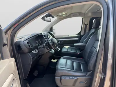 Citroën Spacetourer 2.0 BlueHDi Shine — Monospace 9 places, portes automatiques, version courte — Miniature 9