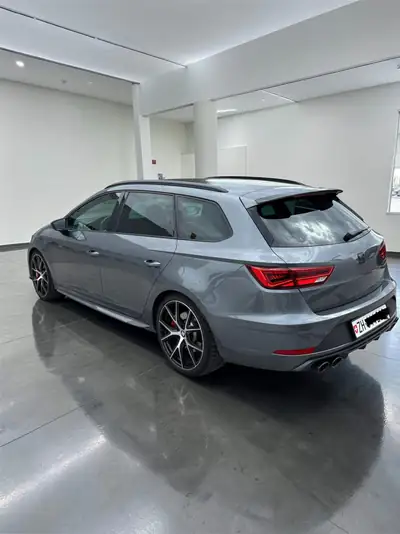 SEAT Leon Cupra 4Drive 370 ch — Break sportif all-wheel drive, 58'000 km seulement — côté