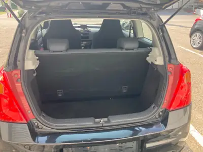Suzuki Swift 1.6 Sport — Citadine dynamique, sans accident, 219'900 km — tableau de bord