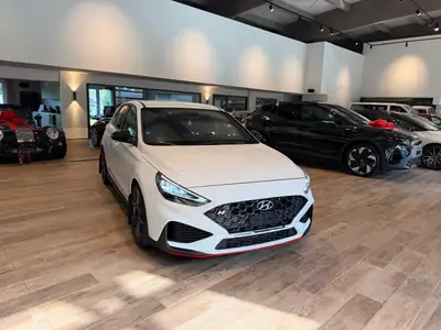 Hyundai i30 2.0 T-GDi N DCT — Berline sportive haute performance, 27'000 km, garantie 5 ans — dashboard