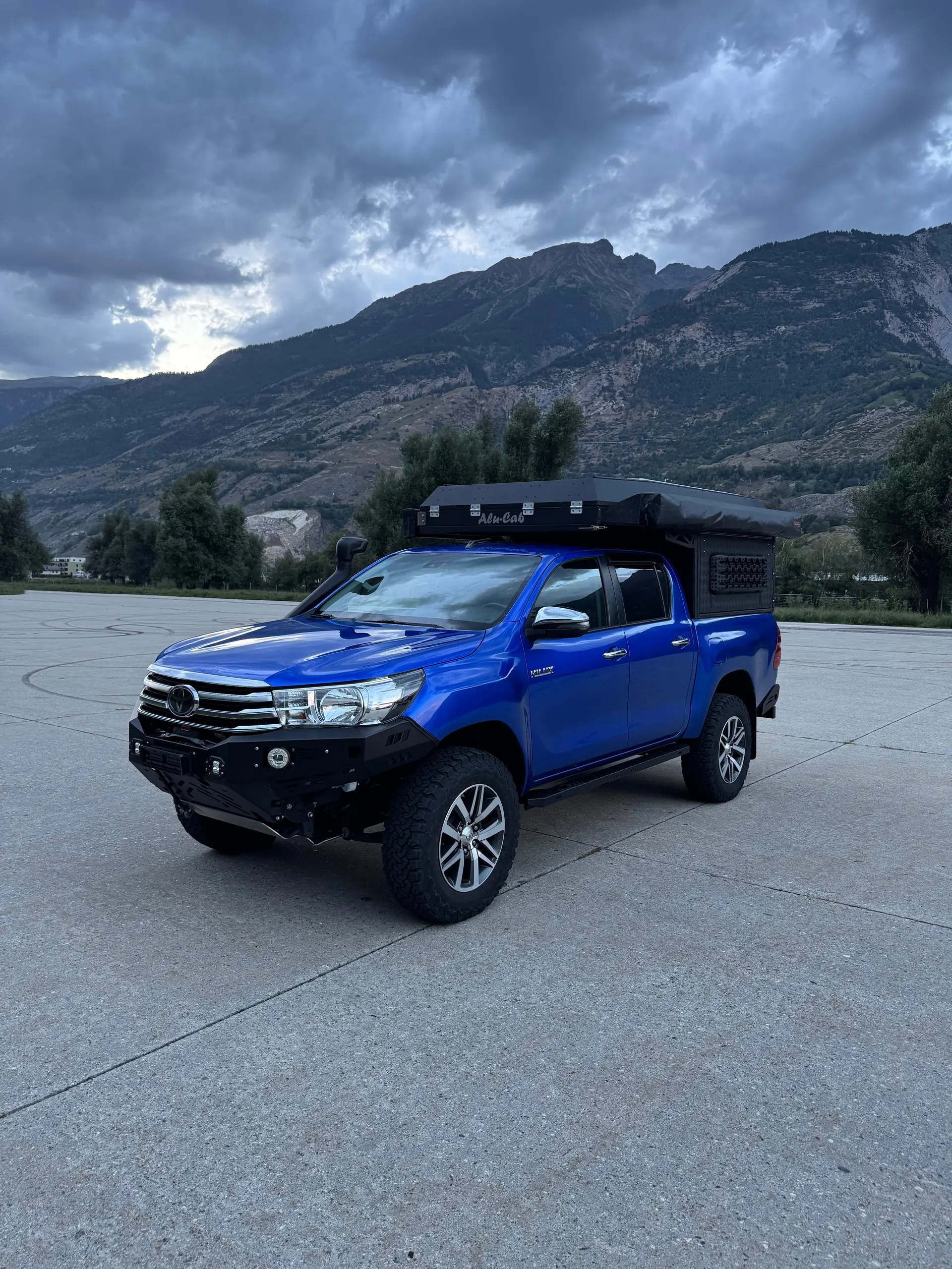 Toyota HI-LUX 2018 — Pickup robuste diesel 4x4, 97'000 km, sans sinistre