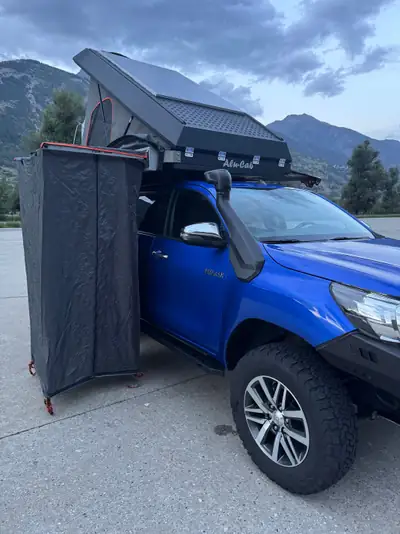 Toyota HI-LUX 2018 — Pickup robuste diesel 4x4, 97'000 km, sans sinistre — Miniatur 9